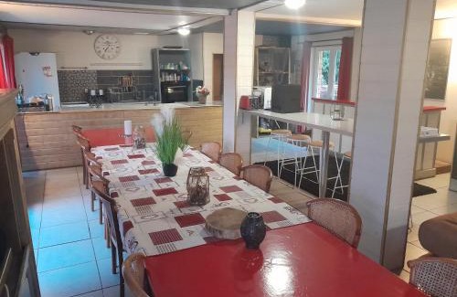 Conde-sur-Noireau Apartment | cottage