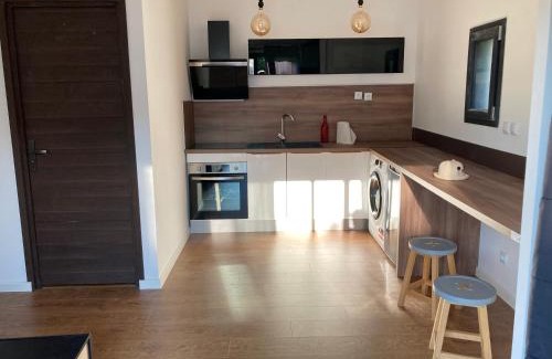 Pessac House | Cottage