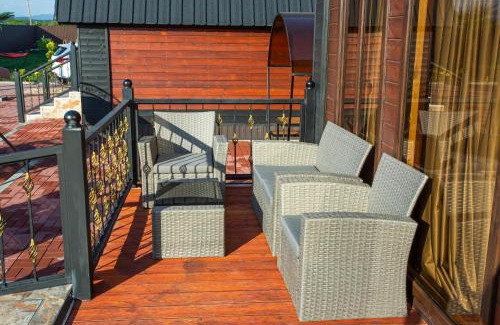 Bazaleti House | Cottage Hamaki Pool & Spa - Bazaleti Lake