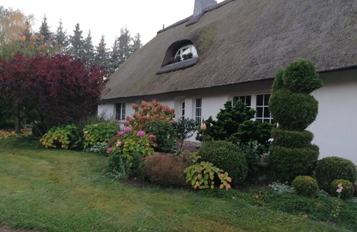 Witzin Cottage | Cottage 'Haus Am See' with Private Terrace, Private Garden and Wi-Fi