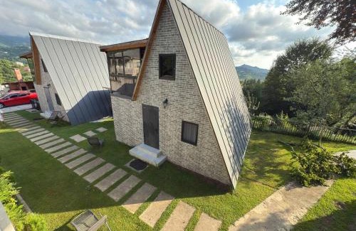 Khelvachauri Villa | Cottage house of light A