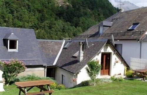 Laruns House | Cottage in a house including another cottage at the doors of the national park