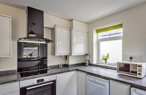 Gwynedd- Snowdonia Boat Rental | Cottage in Betws-y-Coed near Snowdonia Trails