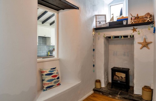 Porth Cottage | Cottage in Cornwall near Porth Beach