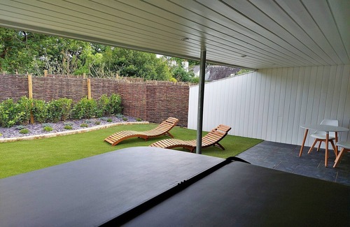 Liverton Cottage | Cottage in Devon with Hot Tub & Dartmoor Views