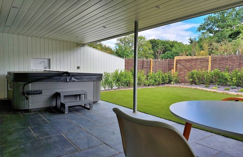 Liverton Cottage | Cottage in Devon with Hot Tub & Dartmoor Views