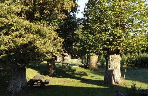 Chateau-Chervix House | Cottage in Dordogne