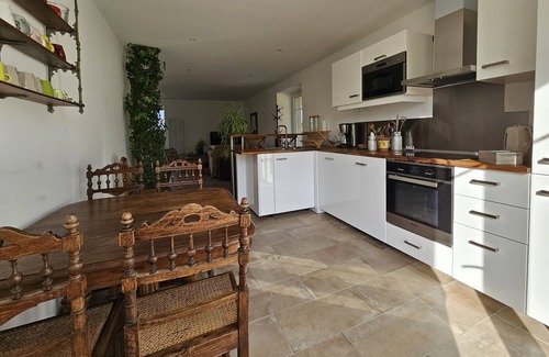 Chatuzange-le-Goubet House | Cottage in the countryside