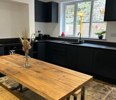 Hepworth House | Cottage in Holmfirth Centre