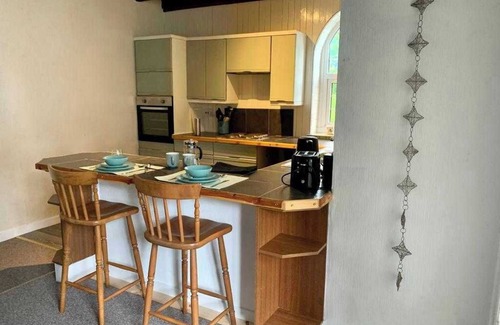 Kilmun Cottage | Cottage in Kilmun, Argyll - 2 bedrooms, sleeps 2