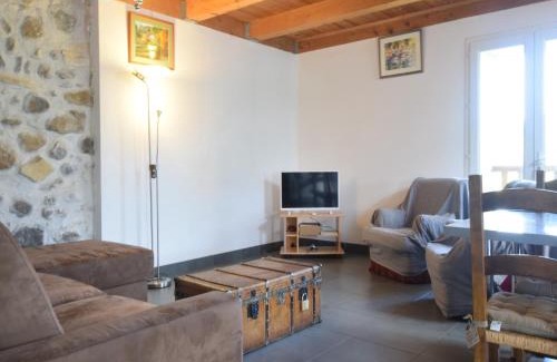 Mirabel House | Cottage in Mirabel near Chauvet Cave