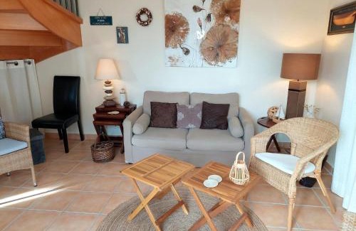 Plouneour-Trez House | Cottage in Plouneour-Trez with Sea View