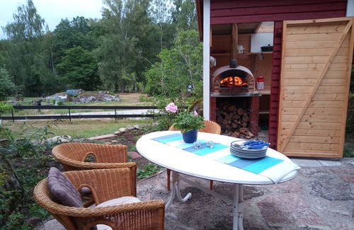 Tving Cottage | Cottage in scenic location