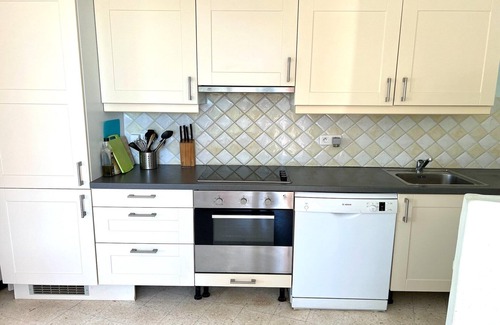 Le Lavandou Cottage | Cottage in St. Clair near Sandy Beach