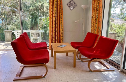 Le Lavandou Cottage | Cottage in St. Clair near Sandy Beach