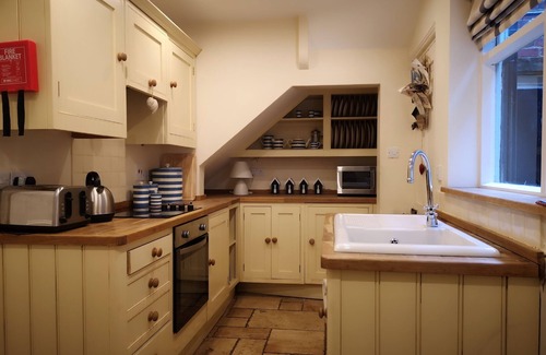 Whitby House | Cottage in the centre of Whitby - beautiful coastal and Abbey views