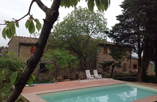 Chianni Cottage | Cottage in the countryside with private pool, parking and air conditioning