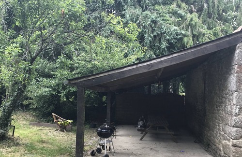La Vraie-Croix House | Cottage in the countryside with large green area!