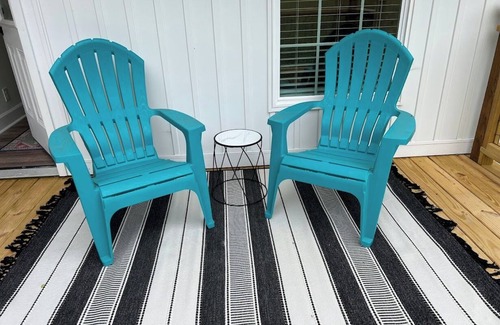White Pine House | Cottage in the Pines! Charming 2-bedroom bungalow in White Pine