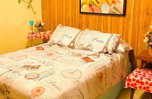 O Brien House | Cottage in the Woods - O'Brien Fl - 3 min to Royal Springs