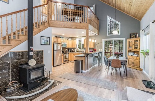 Old Mill Cottage | Cottage in the Woods