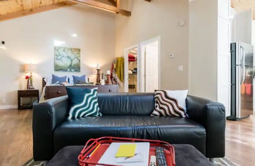 La Honda Apartment | Cottage In The Woods