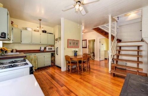 Shenandoah Valley Cottage | Cottage in Wine Country
