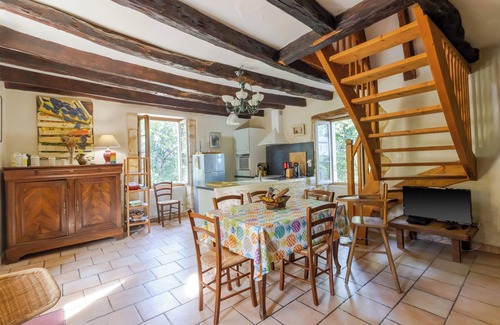 Cenac-et-Saint-Julien Cottage | Cottage 'La Maison De Tine' with Shared Pool, Private Garden and Wi-Fi