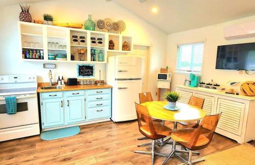 Three Mile Bay House | Cottage lake view with Deck and BBQ Grill