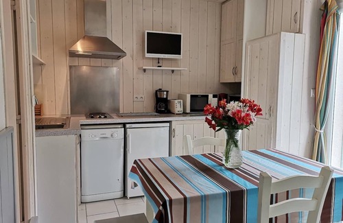 Sainte-Marie-de-Re Cottage | Cottage Les Roses de mer (Les Agapanthes)