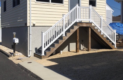 Lavallette Cottage | Cottage located 1 block from the beach and 1 block to the bay in Ocean Beach 2