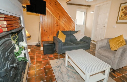 Ballycastle Cabin | Cottage - Main Street, BALLYCASTLE, COUNTY MAYO