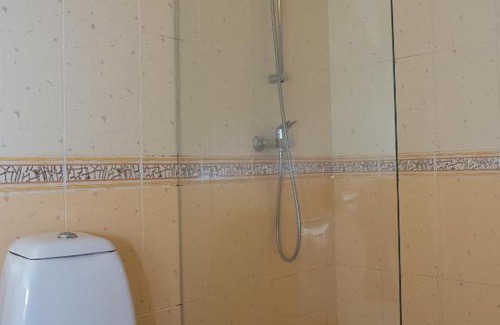 Yekaterinburg Hotel | Cottage na Zelenom