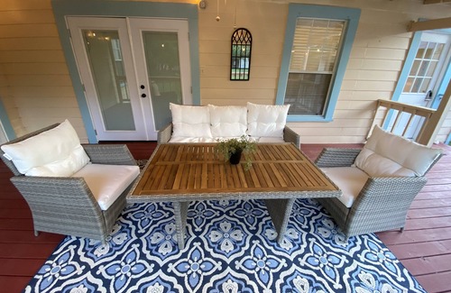 Center Point House | Cottage near Downtown Center Point, 10 min to Kerrville & Comfort, pet-friendly