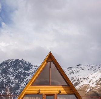 Stepantsminda House | Cottage Nishi