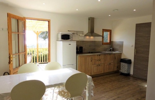 Vetricella Ski Chalet | Cottage of countryside sea view