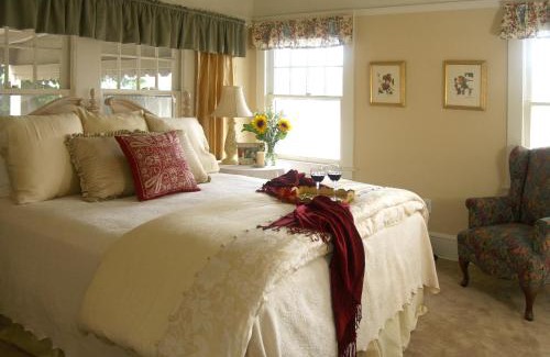 Lodi House | Cottage on Armstrong