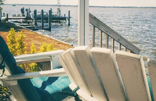 Sandbridge House | Cottage on Back Bay Wild Life Refuge at Sandbridge Beach