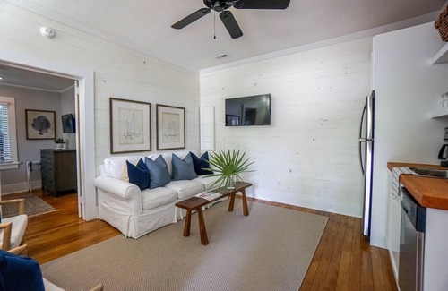The Point House | Cottage On Carteret in the Heart of Downtown Beaufort