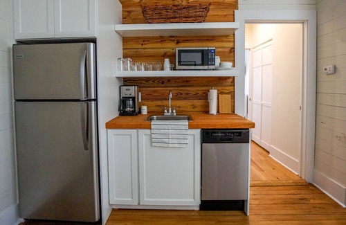 The Point House | Cottage On Carteret in the Heart of Downtown Beaufort
