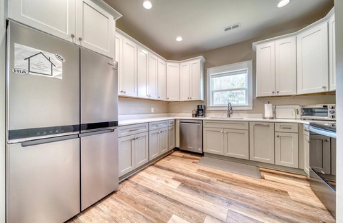 Young Harris House | Cottage on Crane Creek