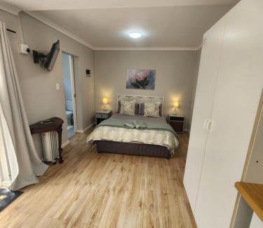 Grahamstown Bed & Breakfast | Cottage on Ilchester