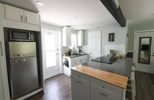 Englewood House | Cottage on Lemon Bay, Beach Access, Kayaks!