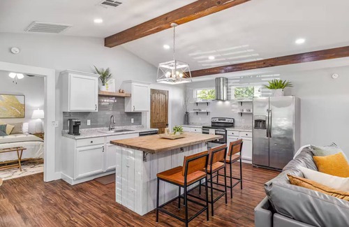Monroe House | Cottage on the North
