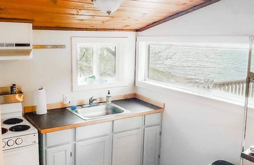 Ketchikan Cottage | Cottage On The Water