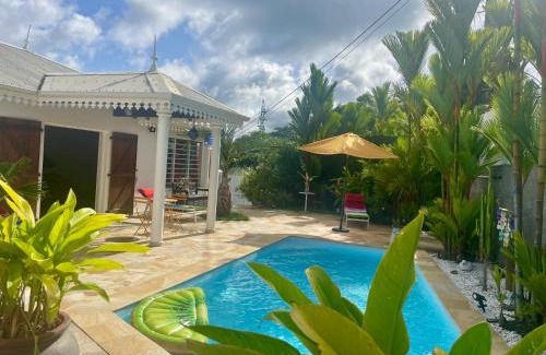 Tartane House | Cottage Palmier Rouge