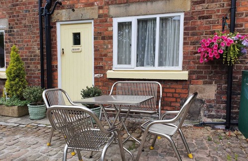 Ormskirk Cottage | Cottage-Private Bathroom-The Granary