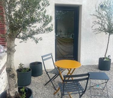 Bonsmoulins House | Cottage romantique dans les champs