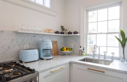 Cannonborough Elliotborough House | Cottage Row | Casa Zoë - Award Winning Condé Nast