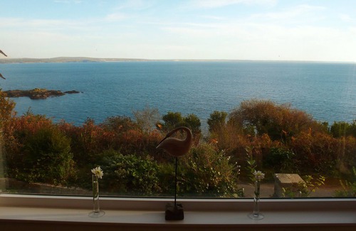Mousehole Cottage | Cottage, sleeps 4, STUNNING SEA VIEWS, Cornwall coast walks, beaches, restaurant